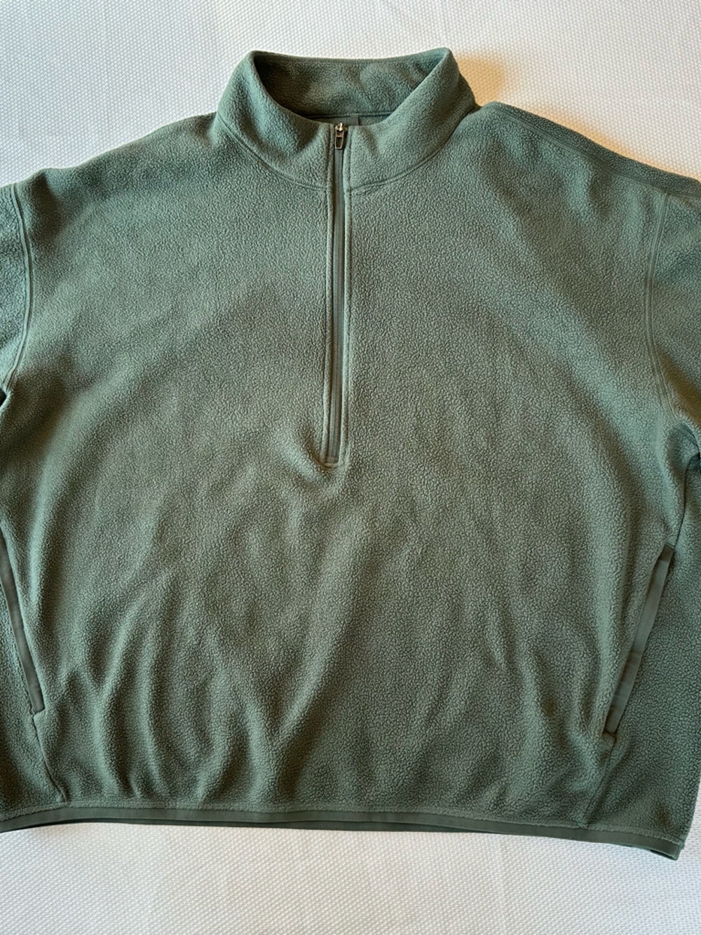 Lululemon XXL Men's Soft Olive Green Half-Zip Fleece Activewear